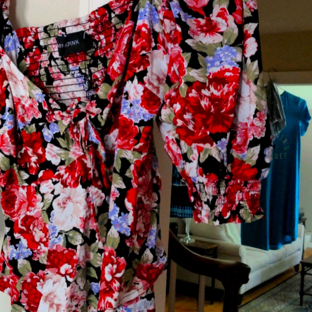 Floral too